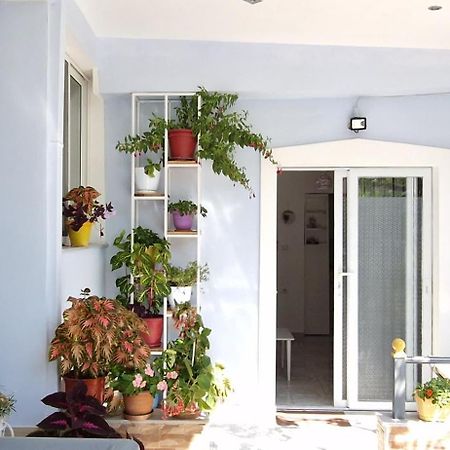 Sala Apartment'S Sarandë Buitenkant foto