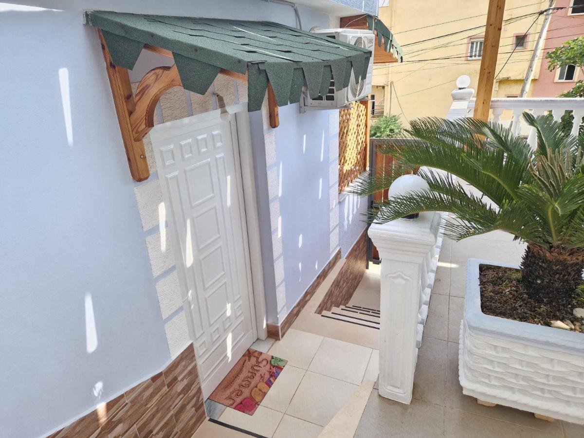 Sala Apartment'S Sarandë Buitenkant foto