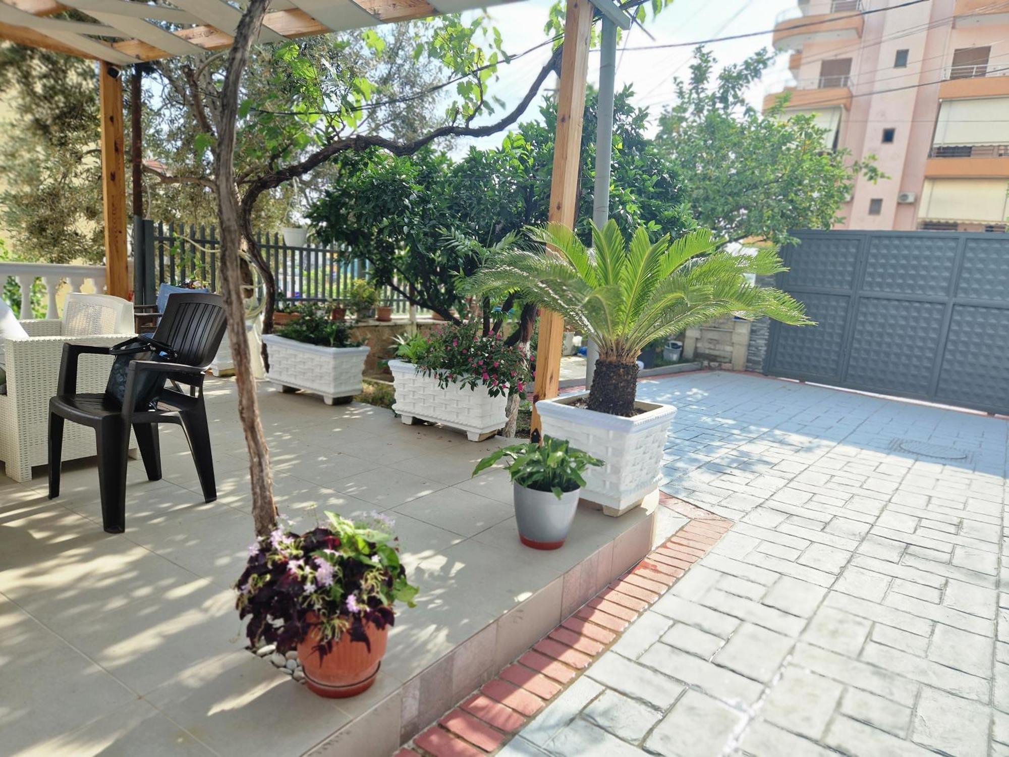 Sala Apartment'S Sarandë Buitenkant foto