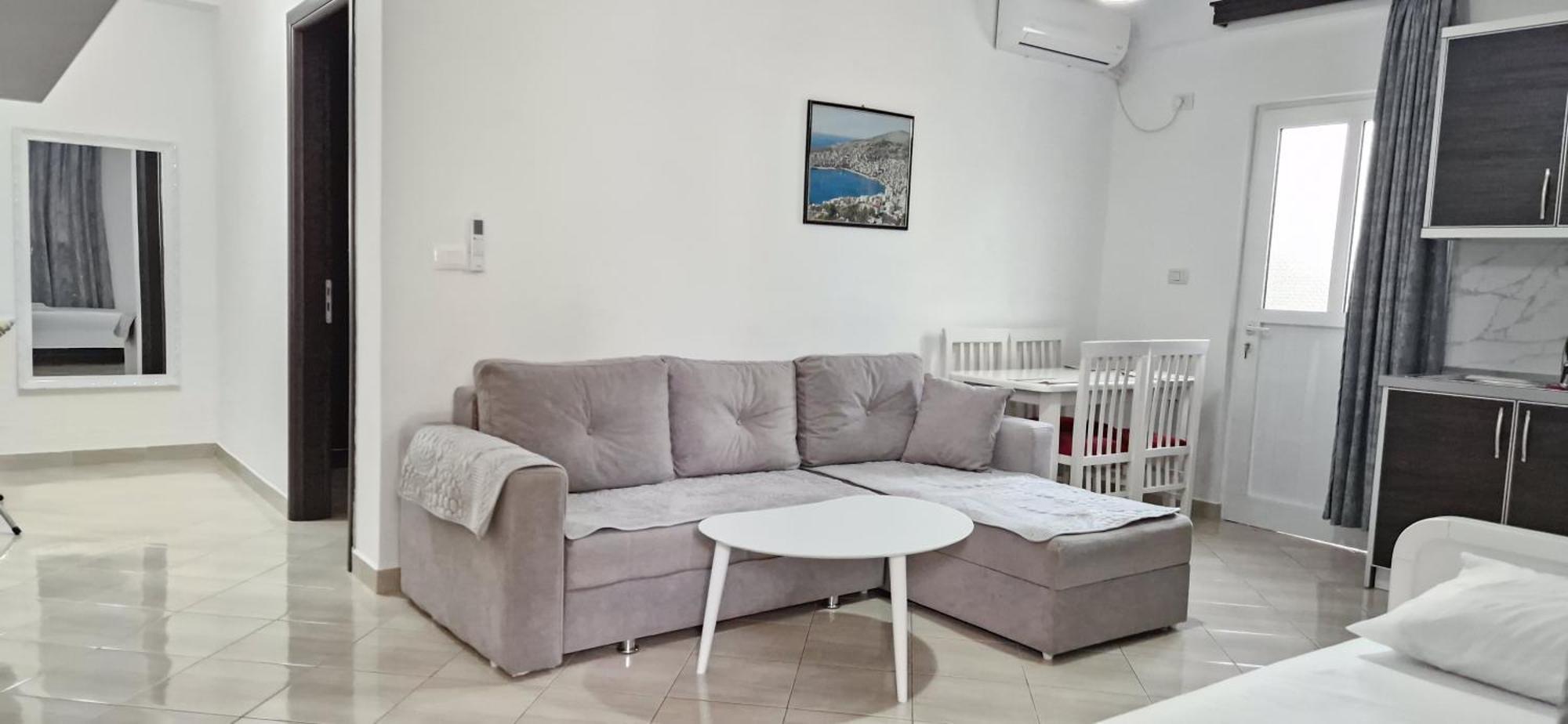 Sala Apartment'S Sarandë Buitenkant foto