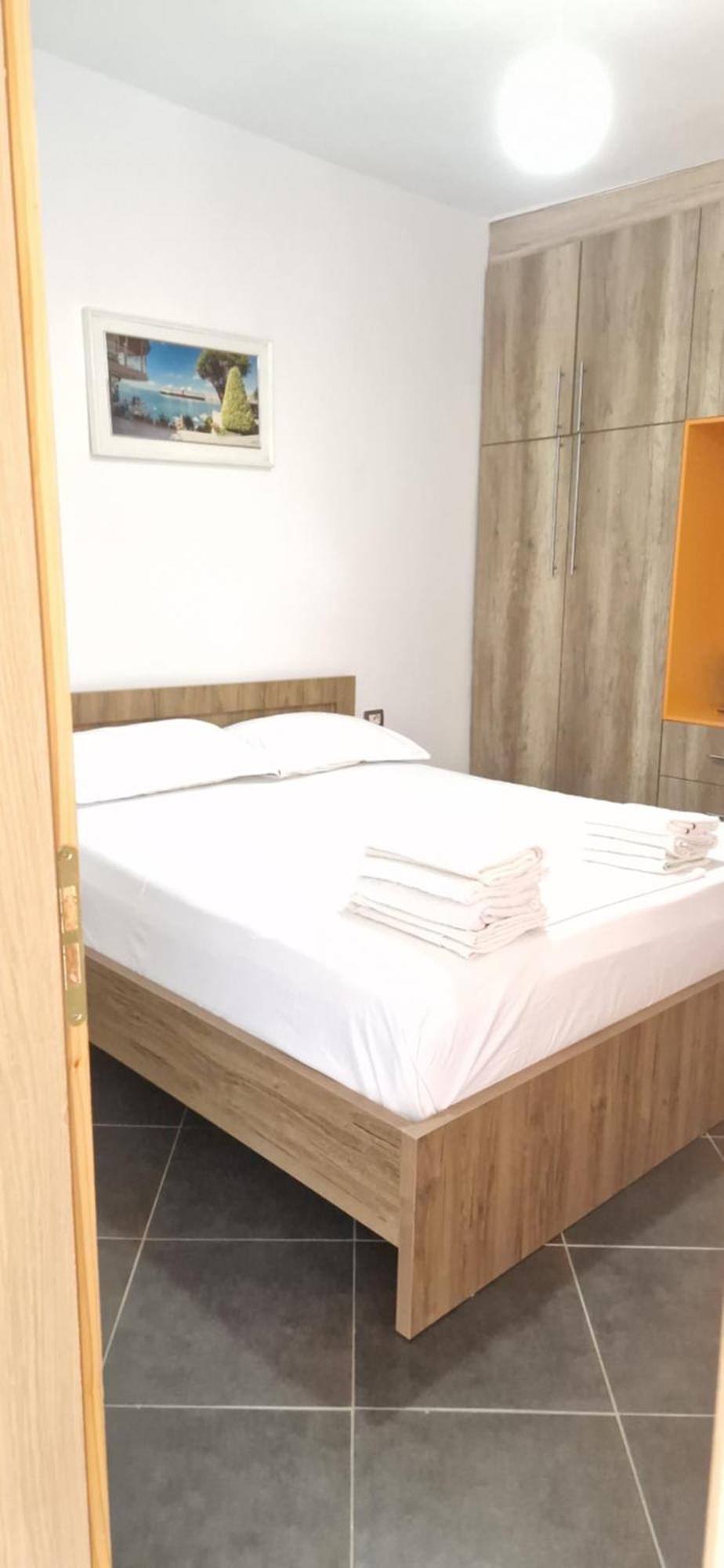 Sala Apartment'S Sarandë Buitenkant foto